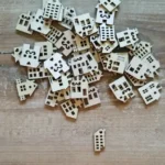 50PCS 30mm Wooden House Shaped Embellishments Hanging Ornaments Unfinished Wood Cutouts Ornaments for Christmas Crafts Decor