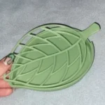 3 Colors Leaf Shape Soap Holder Non Slip Soap Box Toilet Shower Tray Draining Rack Bathroom Gadgets Soap Dish Soap Tray Holder