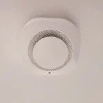 Tuya Smart WiFi/Zigbee Smoke Detector Smart Fire Alarm Progressive Sound Photoelectric Smoke Sensor Work with Tuya Zigbee Hub